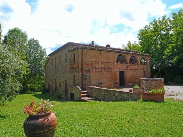 casa indipendente in vendita a Buonconvento
