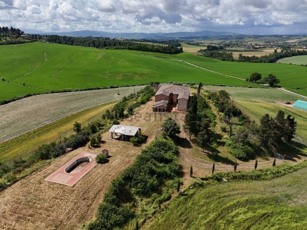 casa indipendente in vendita a Buonconvento