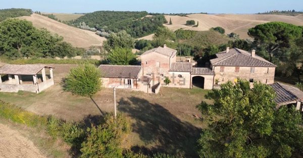 casale in vendita a Buonconvento