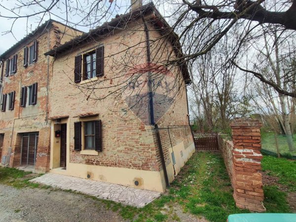 casa indipendente in vendita a Buonconvento