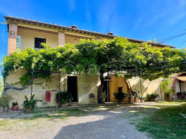 casa indipendente in vendita a Buonconvento