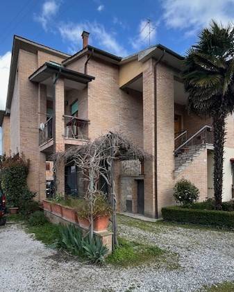 casa indipendente in vendita a Buonconvento