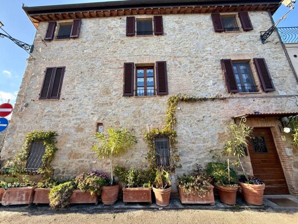 casa indipendente in vendita a Buonconvento