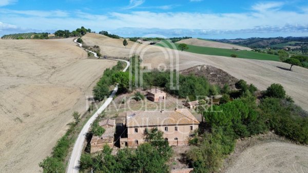 casale in vendita a Buonconvento
