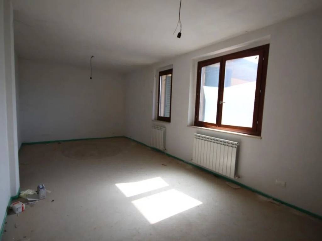 appartamento in vendita a Buonconvento in zona Percenna