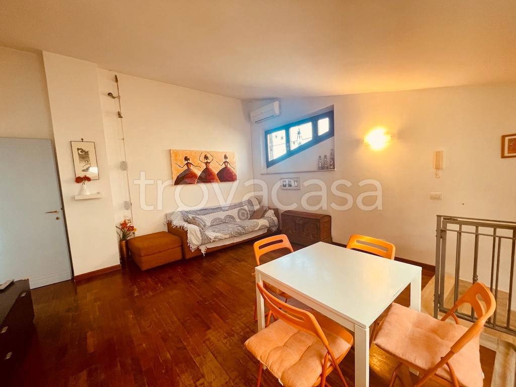 appartamento in vendita a Buonconvento in zona Percenna