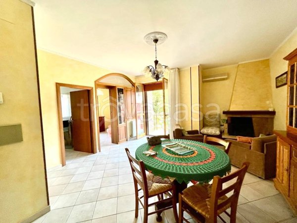appartamento in vendita a Buonconvento in zona Percenna
