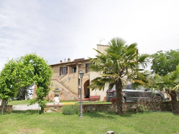 casa indipendente in vendita a Buonconvento