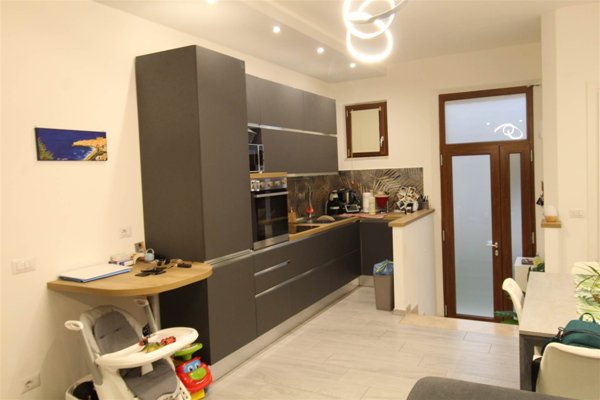 appartamento in vendita a Buonconvento in zona Percenna