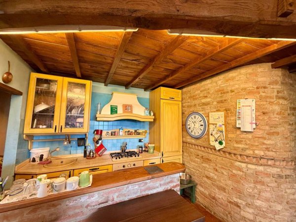 casa indipendente in vendita a Buonconvento in zona Bibbiano