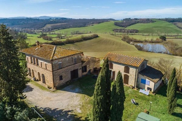 casa indipendente in vendita a Buonconvento in zona Percenna