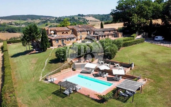 casa indipendente in vendita a Casole d'Elsa
