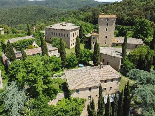 intera palazzina in vendita a Casole d'Elsa