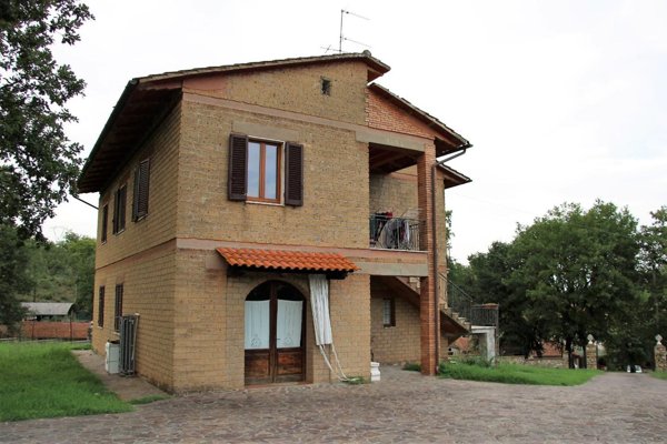 casa indipendente in vendita a Casole d'Elsa