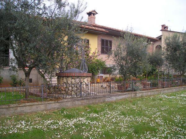 casa indipendente in vendita a Casole d'Elsa