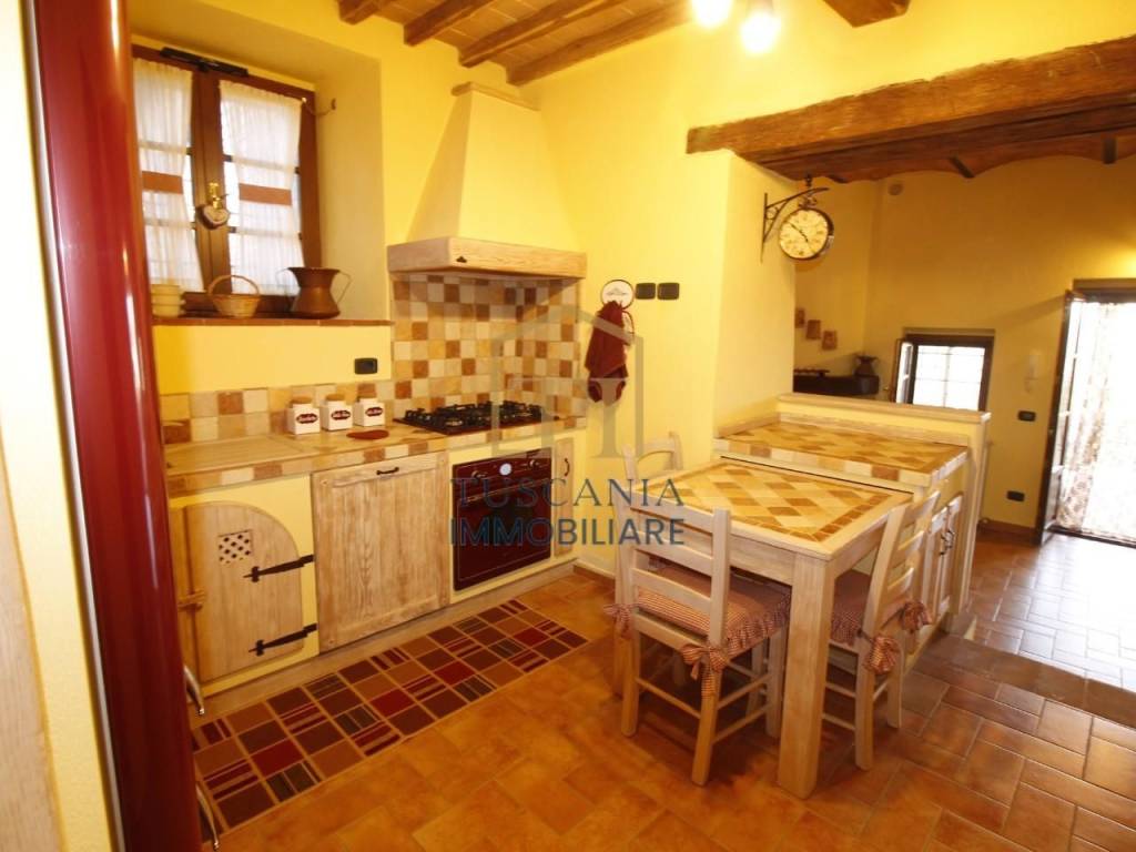 appartamento in vendita a Casole d'Elsa