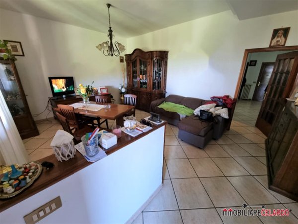 casa indipendente in vendita a Casole d'Elsa