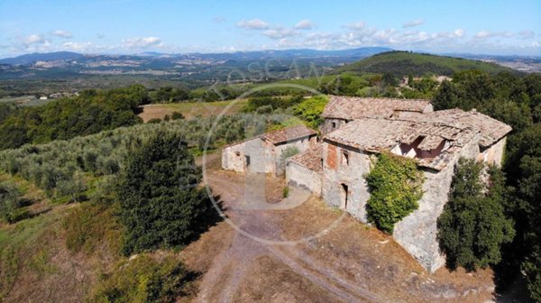 casa indipendente in vendita a Casole d'Elsa