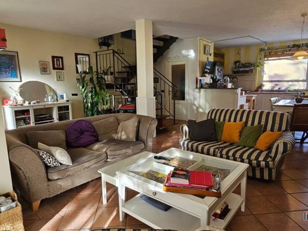 casa indipendente in vendita a Casole d'Elsa