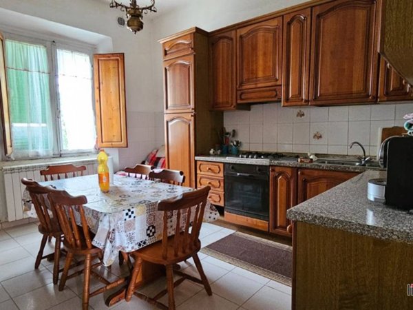 casa indipendente in vendita a Casole d'Elsa