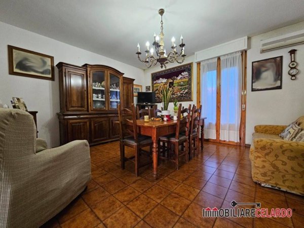 appartamento in vendita a Casole d'Elsa