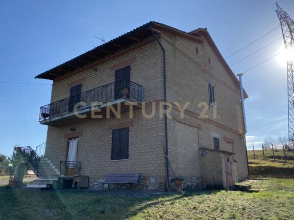 casa indipendente in vendita a Casole d'Elsa