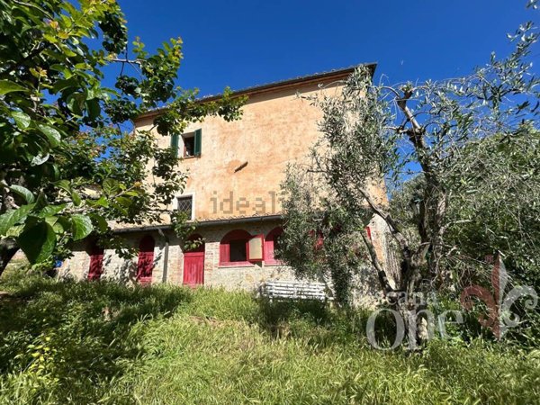 casa indipendente in vendita a Casole d'Elsa