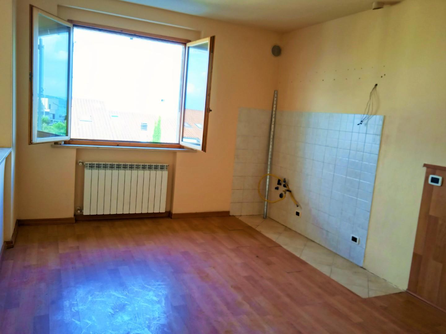 appartamento in vendita a Casole d'Elsa