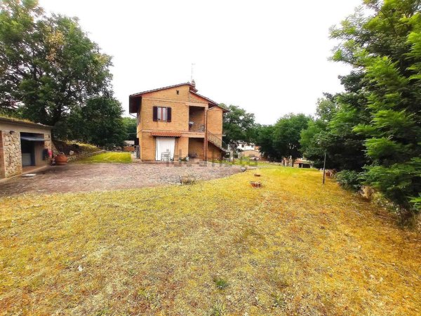 casa indipendente in vendita a Casole d'Elsa
