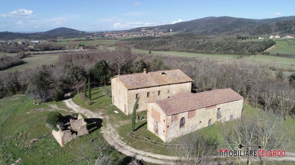 casa indipendente in vendita a Casole d'Elsa