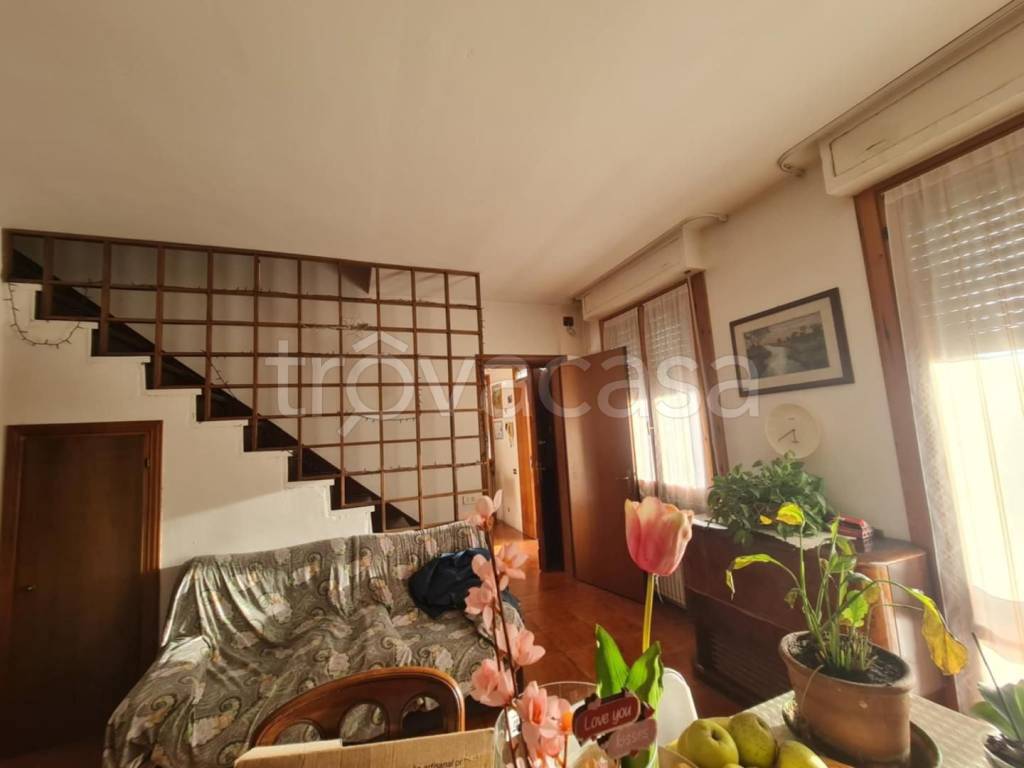 appartamento in vendita a Casole d'Elsa