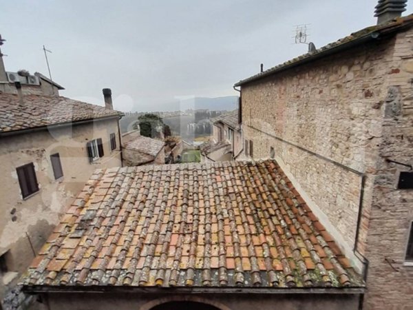 appartamento in vendita a Casole d'Elsa
