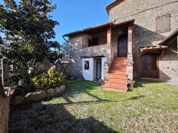 casa indipendente in vendita a Casole d'Elsa