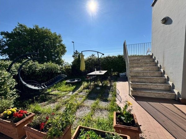 appartamento in vendita a Casole d'Elsa