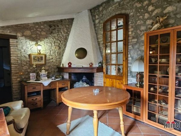 appartamento in vendita a Casole d'Elsa