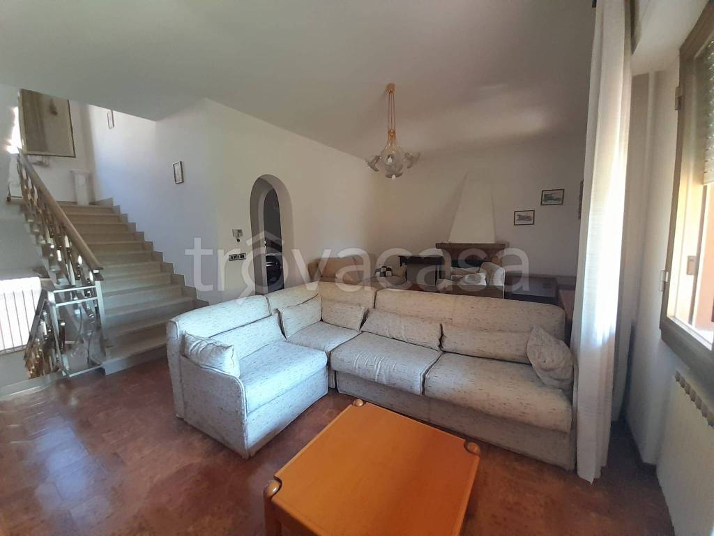 casa indipendente in vendita a Casole d'Elsa