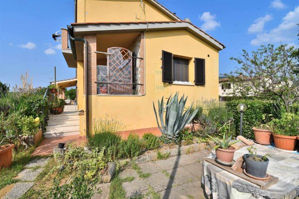 appartamento in vendita a Casole d'Elsa