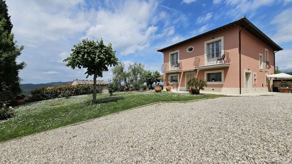 casa indipendente in vendita a Casole d'Elsa