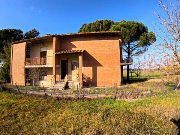 casa indipendente in vendita a Casole d'Elsa