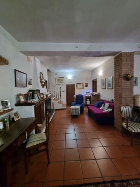 casa semindipendente in vendita a Casole d'Elsa