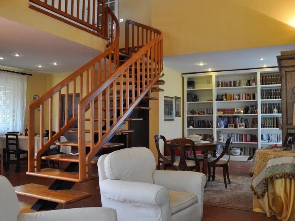 casa indipendente in vendita a Casole d'Elsa