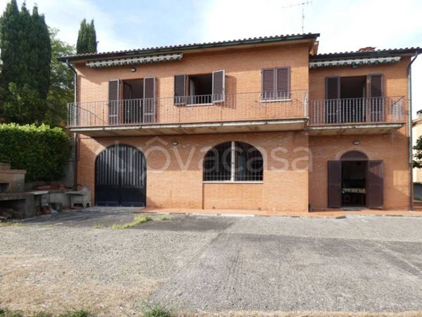 casa indipendente in vendita a Casole d'Elsa