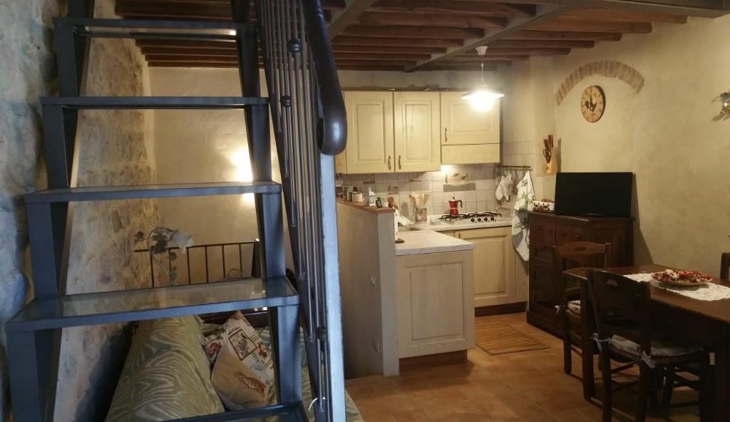 appartamento in vendita a Casole d'Elsa