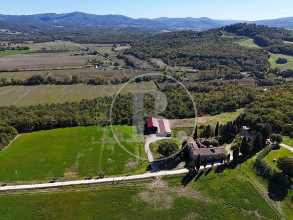 casale in vendita a Casole d'Elsa