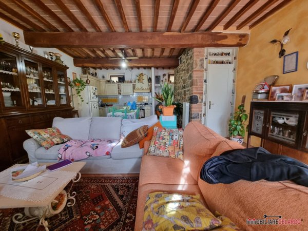 casa indipendente in vendita a Casole d'Elsa