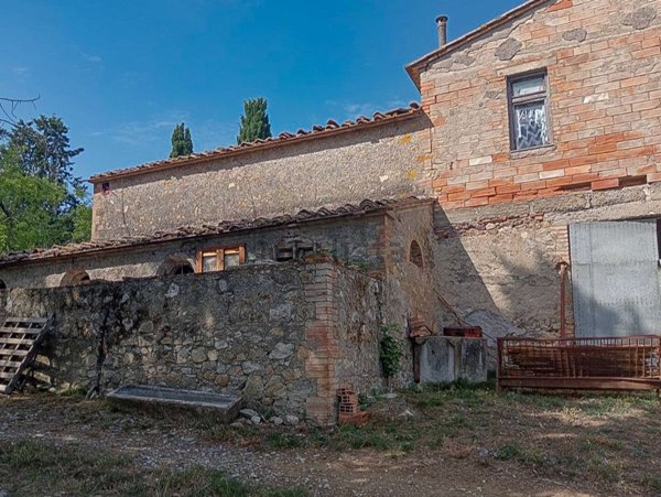 casa indipendente in vendita a Casole d'Elsa