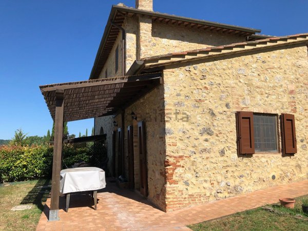 casa indipendente in vendita a Casole d'Elsa