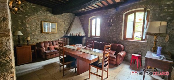 appartamento in vendita a Casole d'Elsa