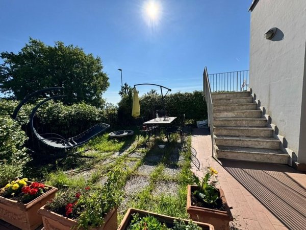 appartamento in vendita a Casole d'Elsa