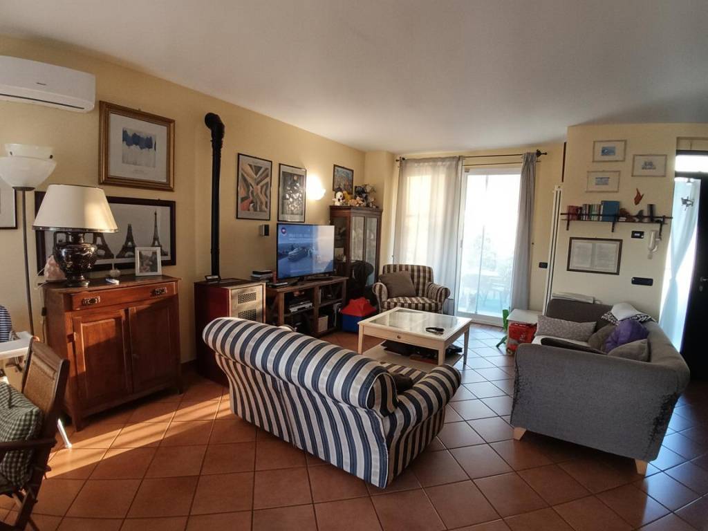 casa indipendente in vendita a Casole d'Elsa